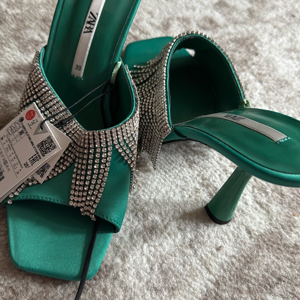 Zara Green heels